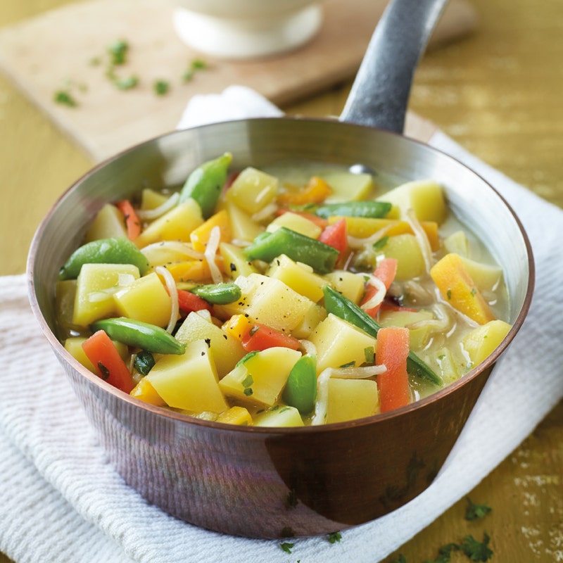 Thailändischer Kartoffel-Curry-Eintopf