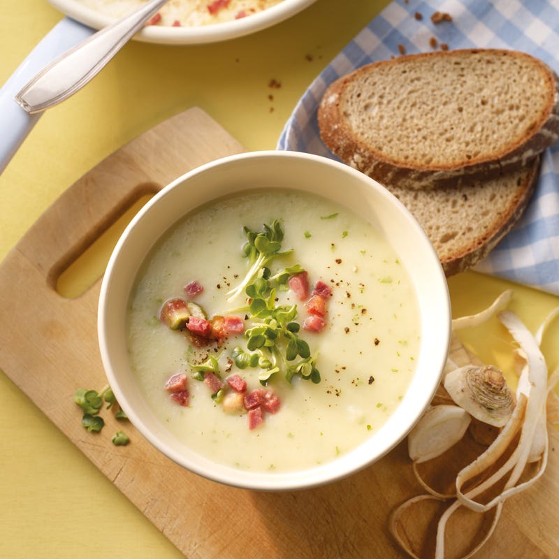 Foto Petersilienwurzelsuppe mit Feigen-Schinken-Topping von WW