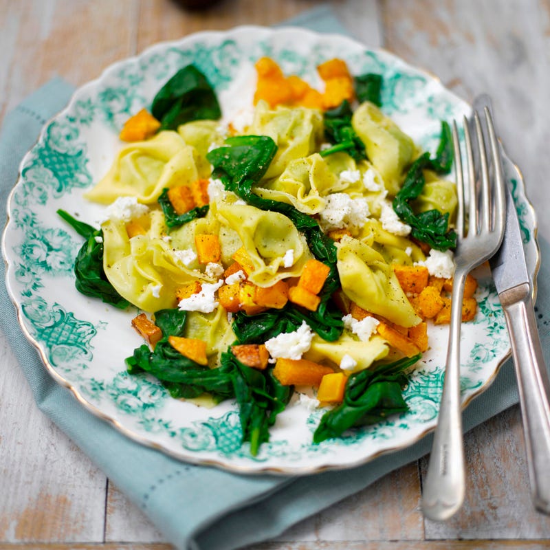 Tortellini mit Spinat und Kürbis