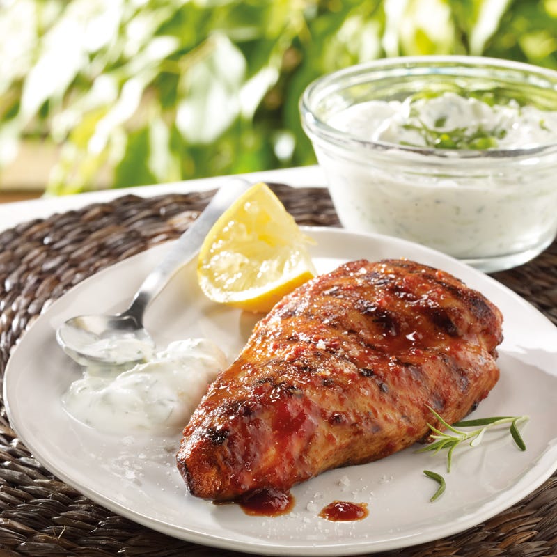 Foto Süß-scharfes Chilihähnchen mit Gurkenquark von WW