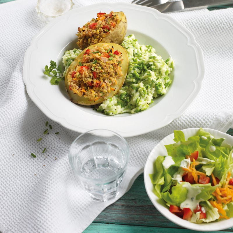 Gefüllte Ofenkartoffeln mit Thunfisch