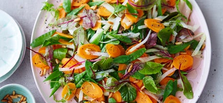 Kohlrabi-Karotten-Salat mit Apfeldressing