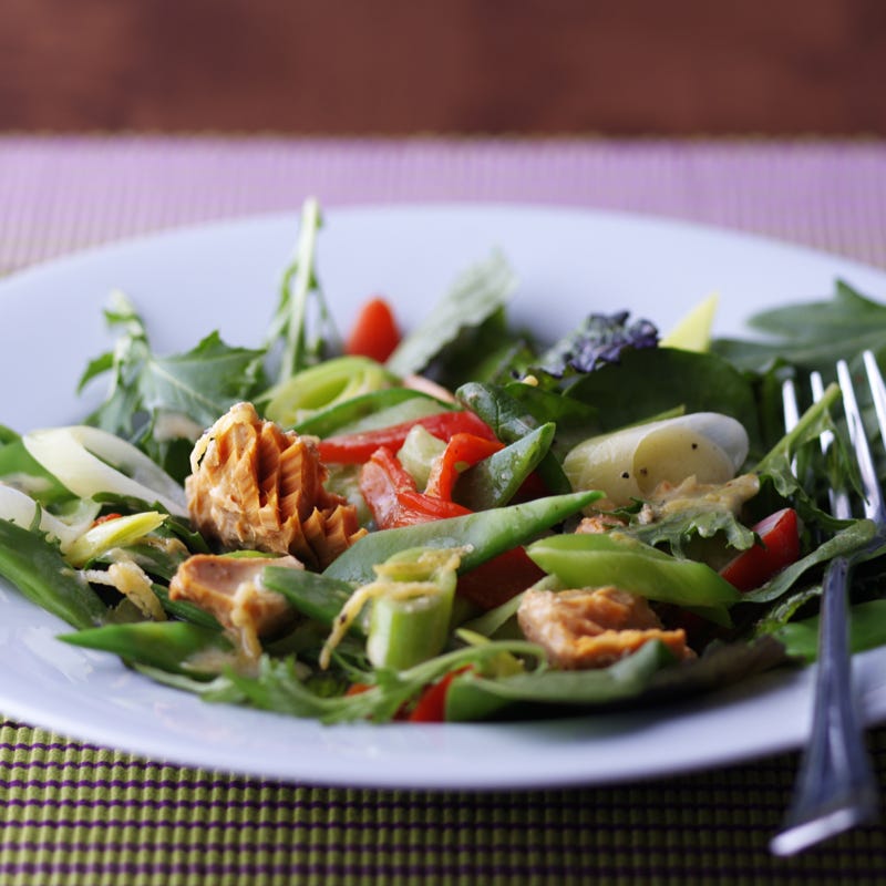 Photo of Salmon, leek & red pepper salad by WW