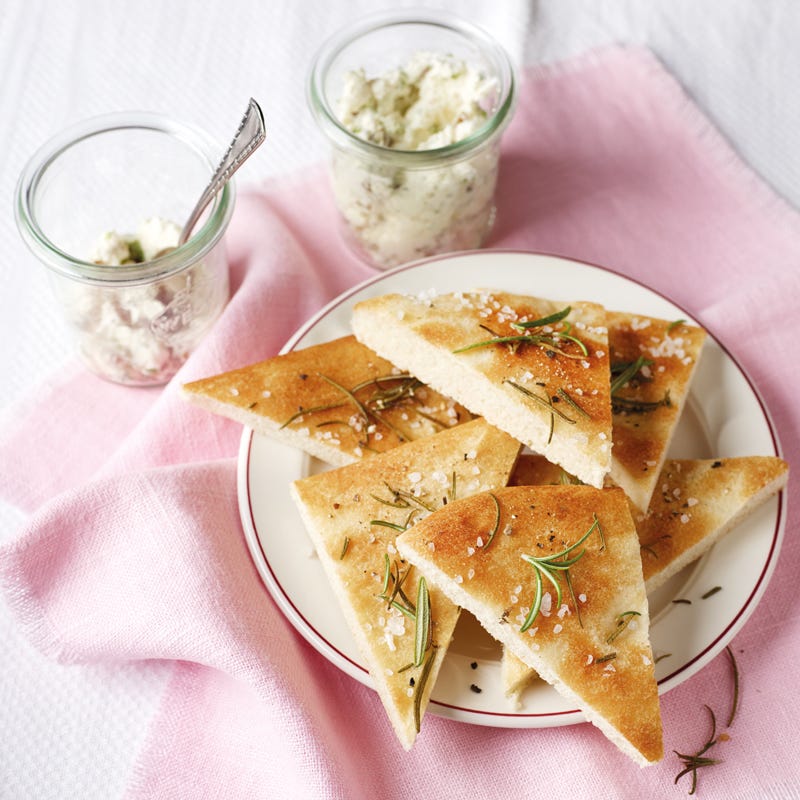 Foto Focacciaecken mit Oliven-Käse-Dip von WW
