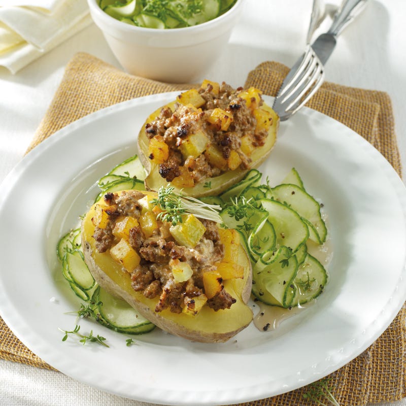 Foto Gefüllte Kartoffeln mit Gurken-Kresse-Salat von WW