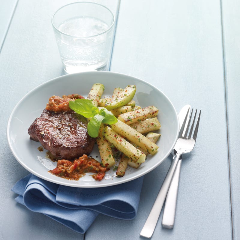 Foto Rindersteaks mit Kohlrabipommes von WW