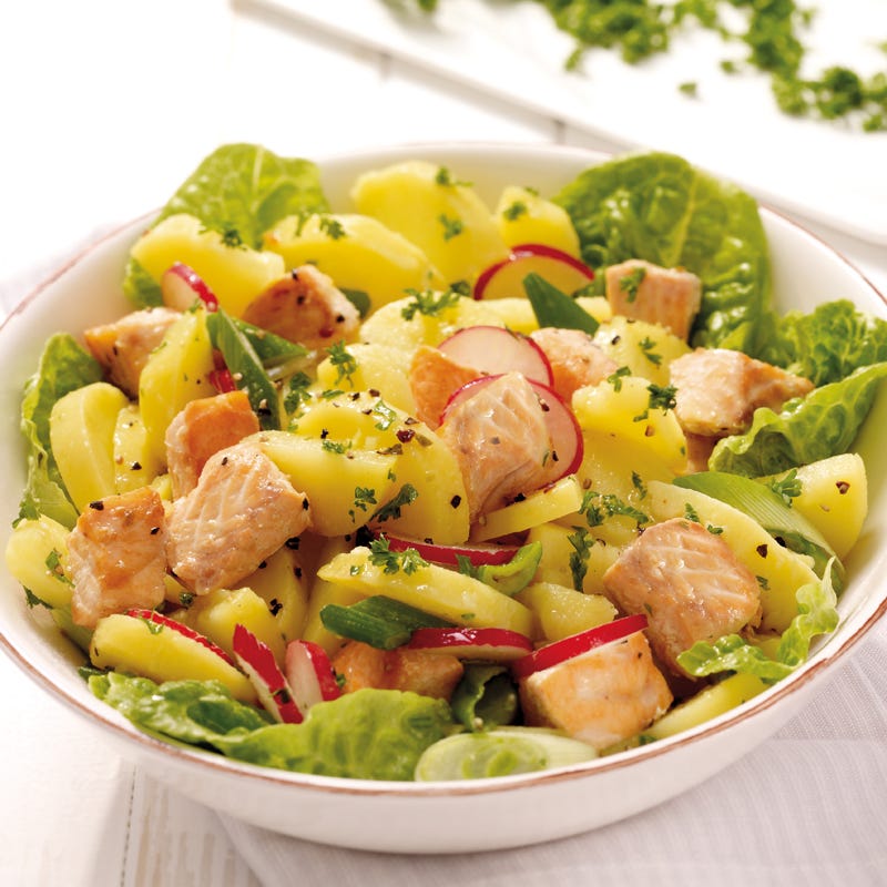 Foto Kartoffelsalat mit Lachswürfeln von WW