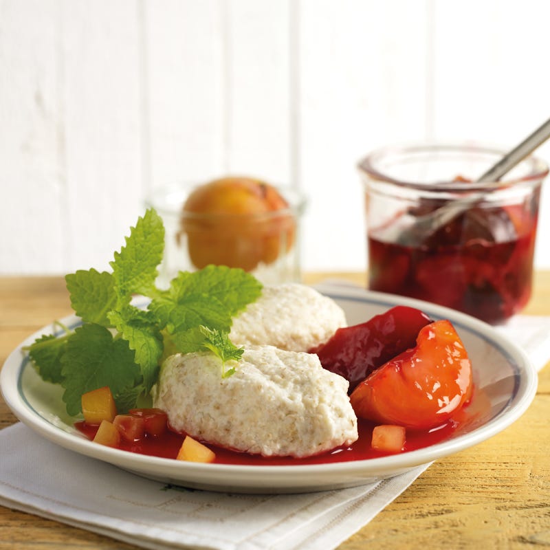 Foto Quarknocken mit Pflaumenkompott von WW