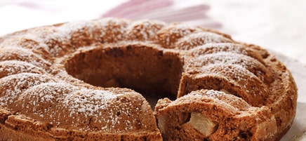Birnen-Schoko-Kuchen mit Walnüssen