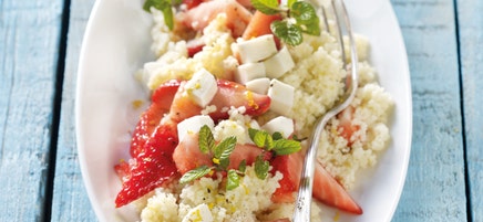 Erdbeer-Couscous-Salat mit Minze