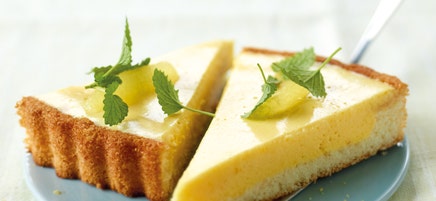 Fruchtige Zitrus-Pudding-Torte