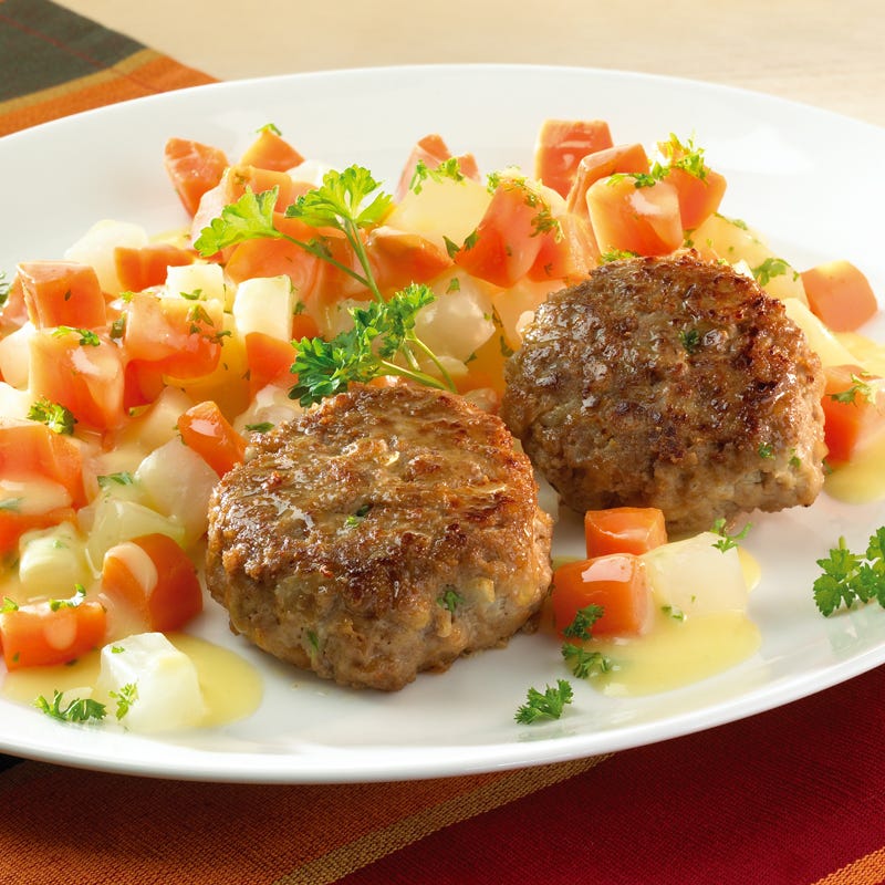 Frikadellen mit Kohlrabi-Karotten-Gemüse