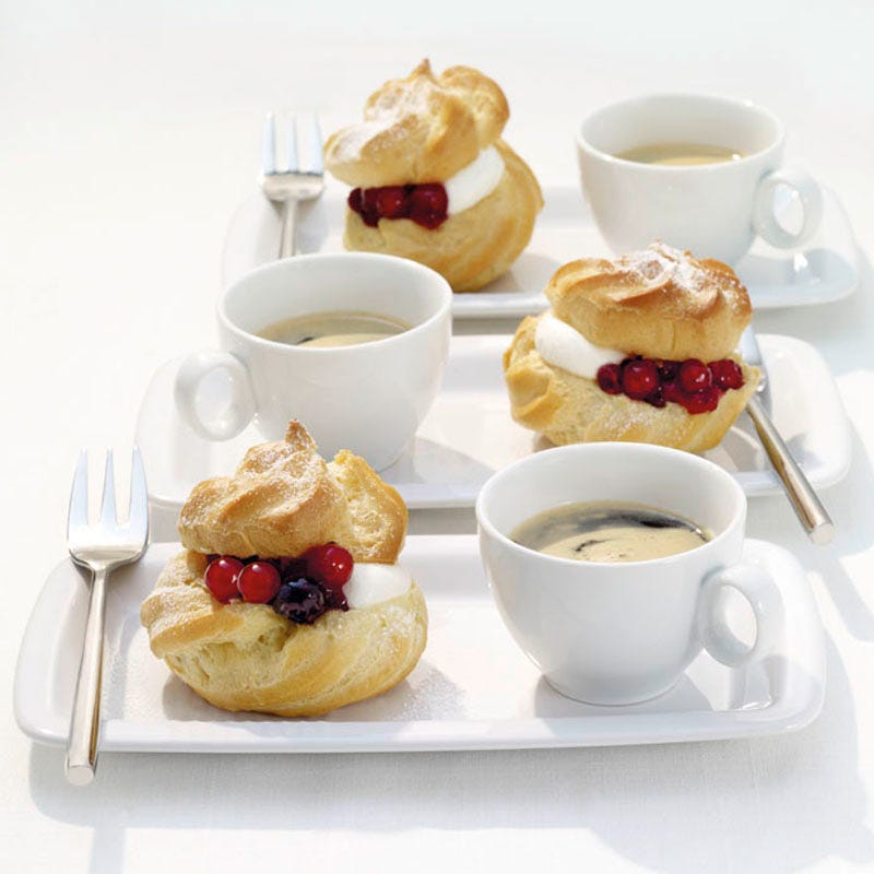 Foto Rote-Grütze-Windbeutel von WW