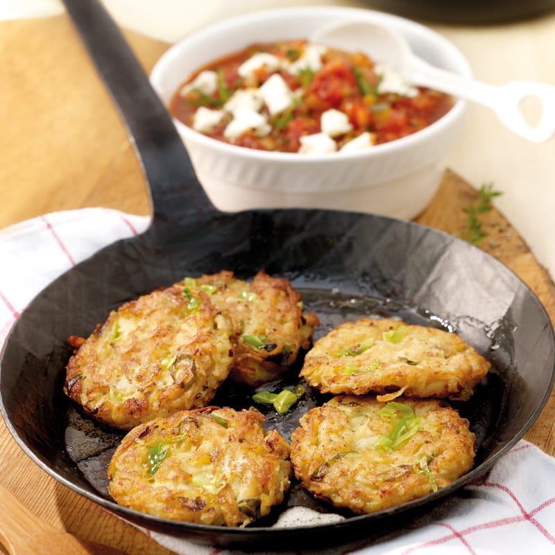 Foto Kartoffelplätzchen mit Zucchini-Tomaten-Sauce von WW