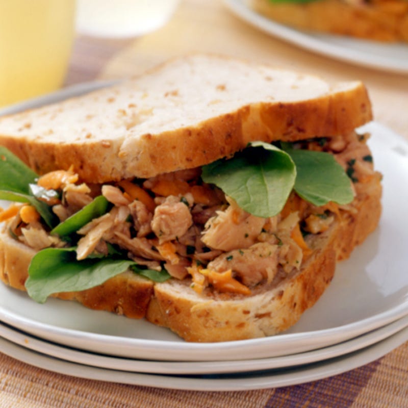 Photo of Lemony tuna sandwich by WW