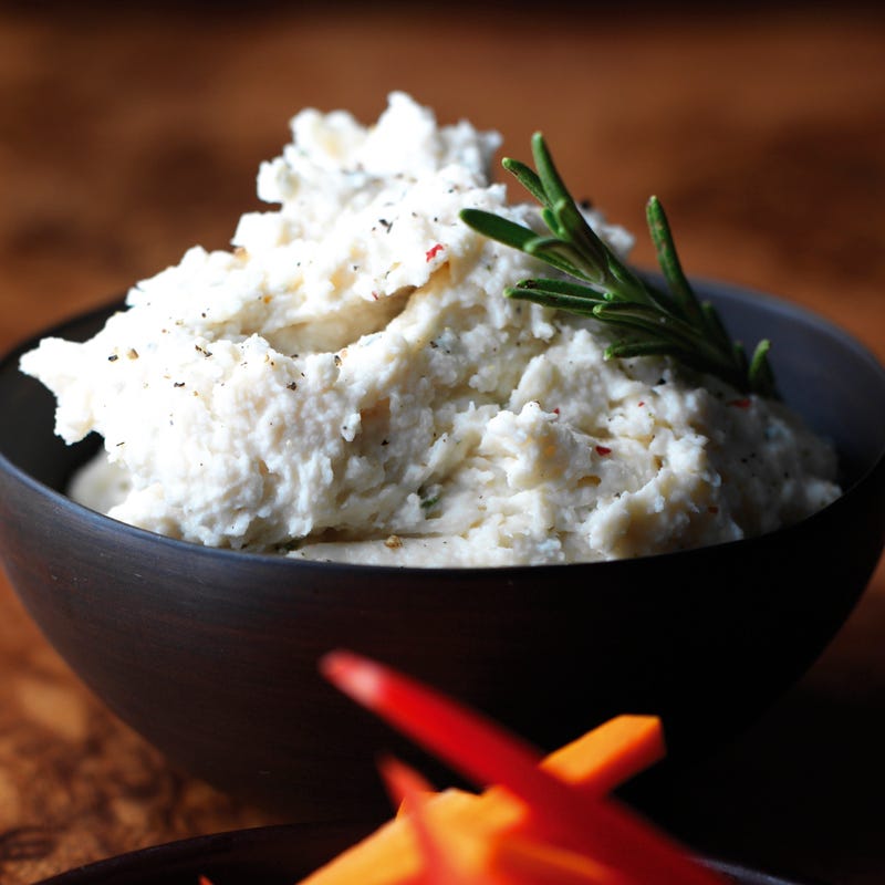 Photo of Roasted garlic, butter bean & rosemary dip by WW