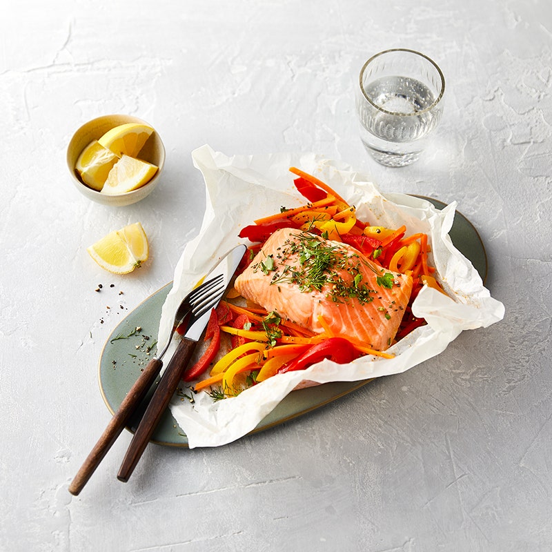 Lachs auf Gemüsebett