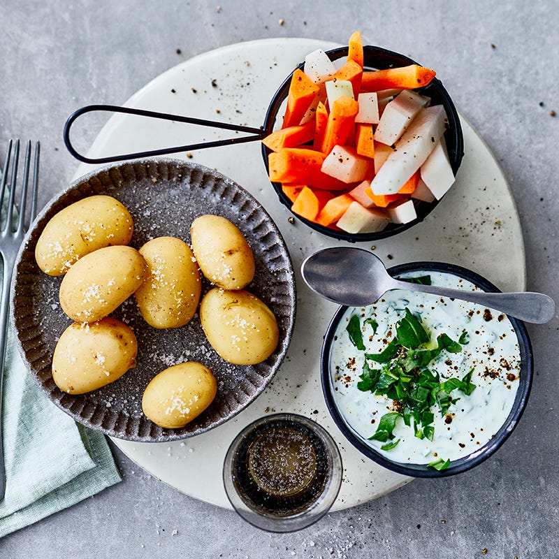 Pellkartoffeln mit Rucolaquark