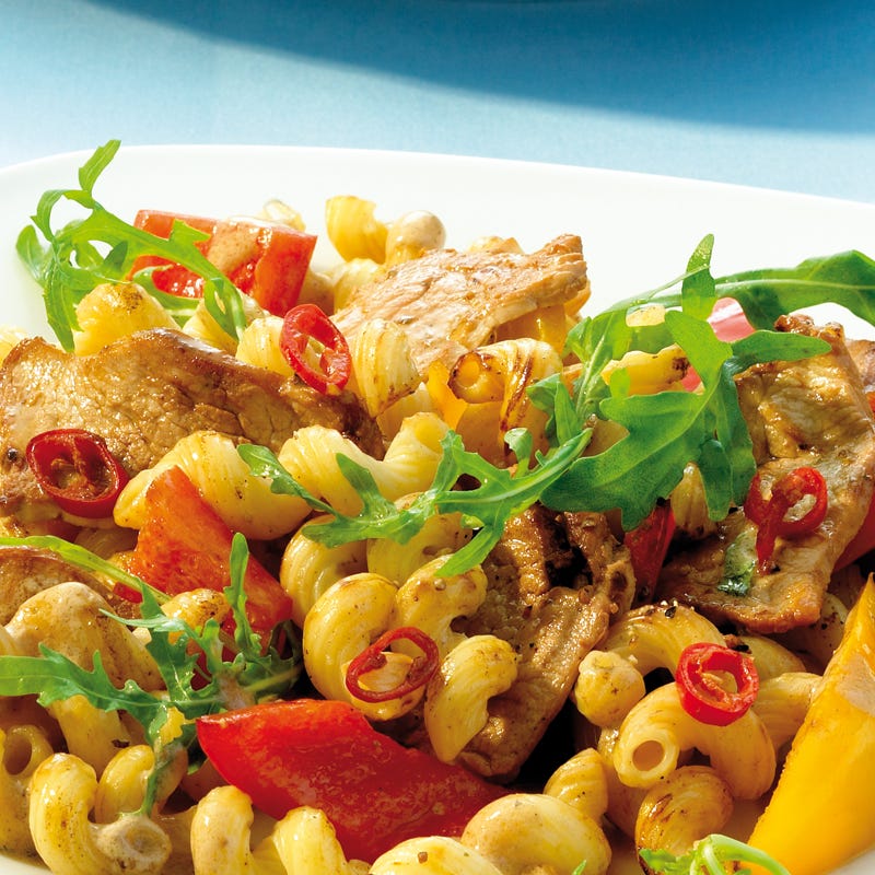 Foto Nudel-Rucola-Pfanne mit Limettenpute von WW