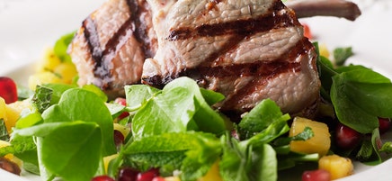 Barbecued lamb cutlets