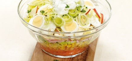 Schichtsalat mit Tsatsiki