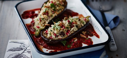 Aubergine mit Couscousfüllung