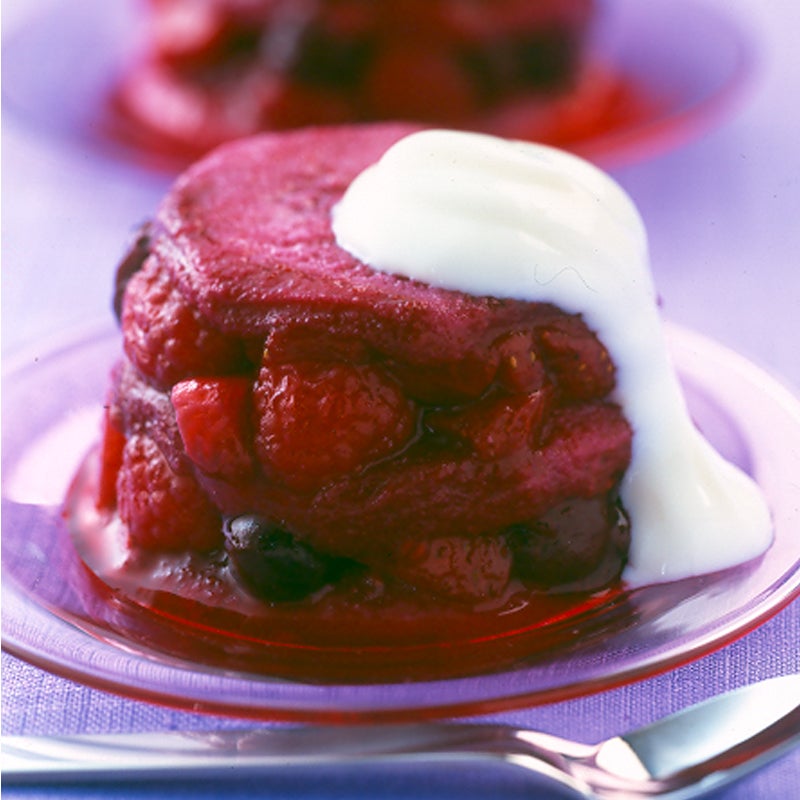 Little summer puddings