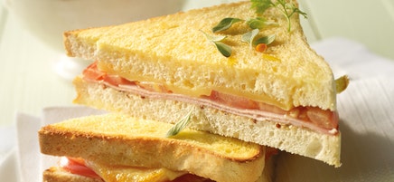 Croque Monsieur mit Käse und Schinken