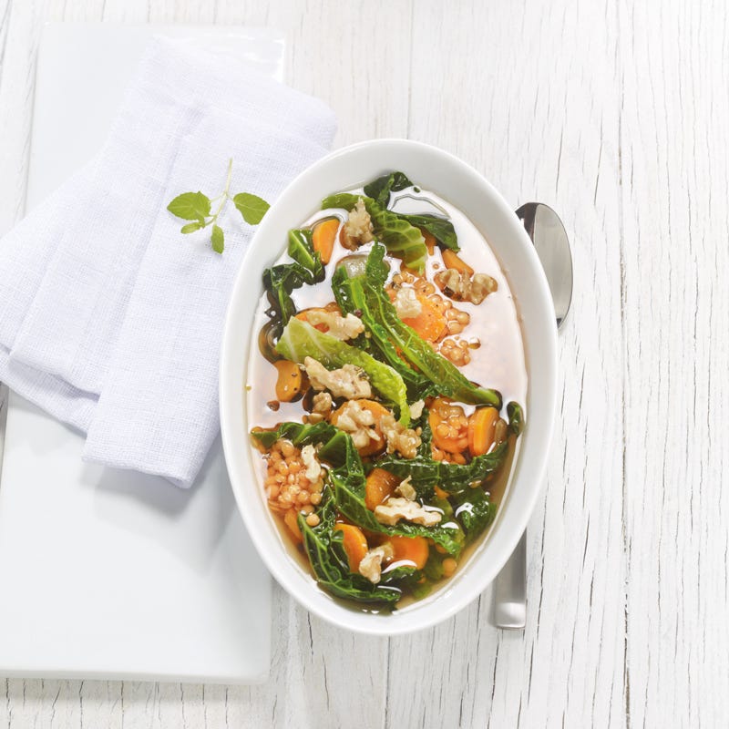 Foto Wirsingtopf mit Walnüssen von WW