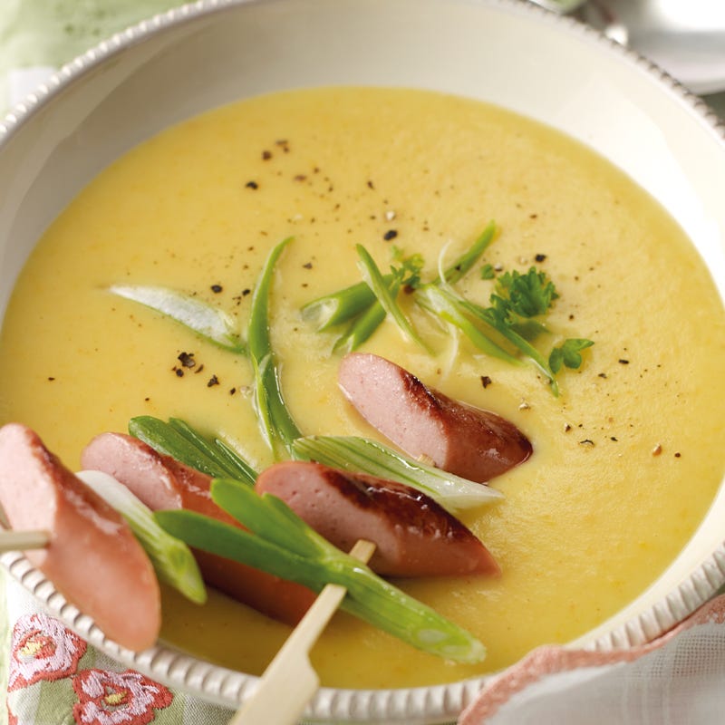 Foto Kartoffelsuppe mit Wurstspießen von WW