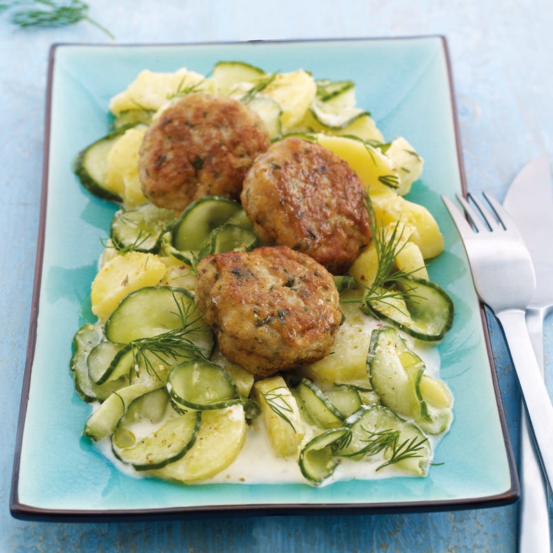 Foto Fischfrikadellen mit Kartoffel-Gurken-Salat von WW