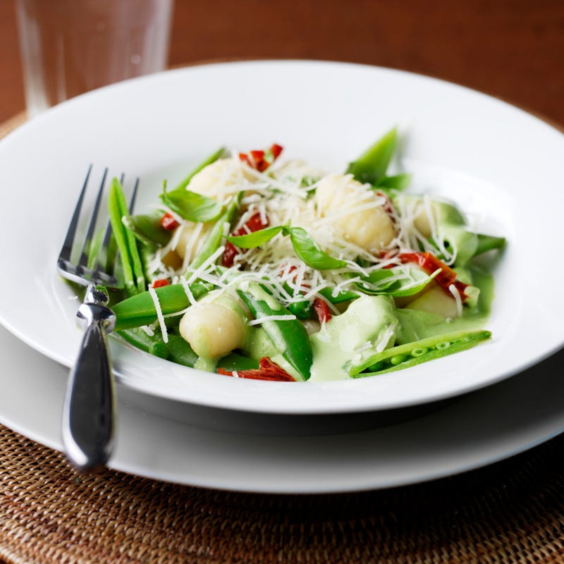 Foto Gnocchi mit Zuckerschoten und Parmesan von WW