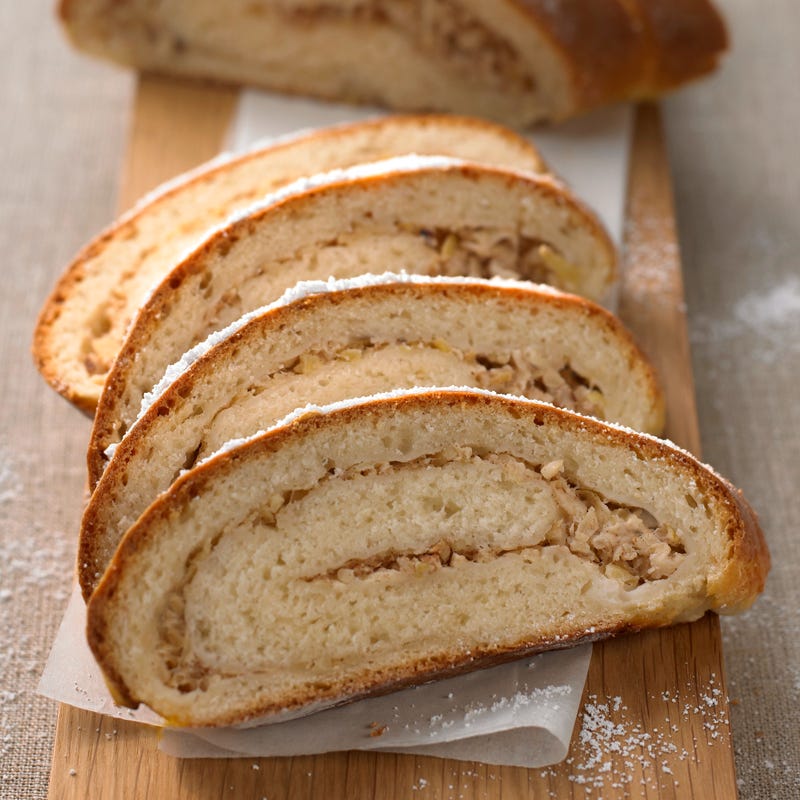 Feine Apfel-Nuss-Rolle