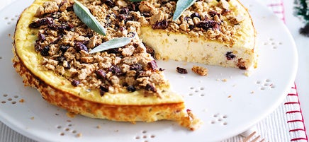 Savoury cheesecake with cranberries & sage