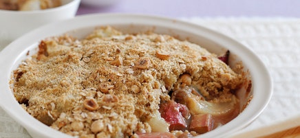 Birnen-Rhabarber-Crumble