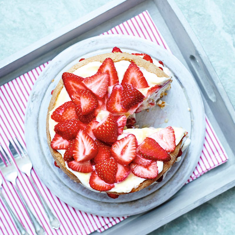 Erdbeerkuchen mit Zitronensahne