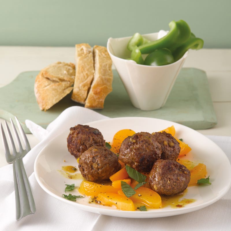 Foto Hackbällchen auf Aprikosen von WW