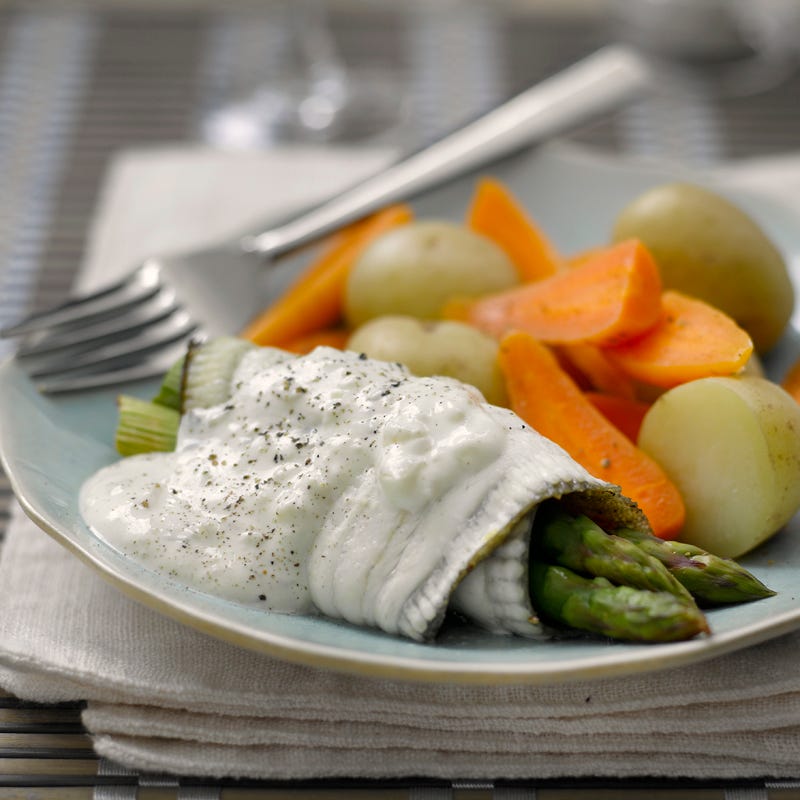 Foto Fischroulade mit grünem Spargel von WW