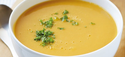 Rote-Linsen-Karotten-Suppe