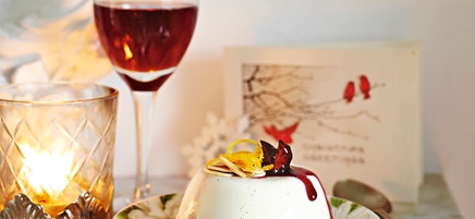 Panna cotta mit Glühwein-Sirup