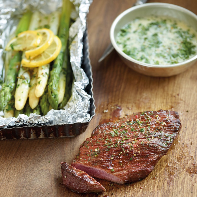 Kräuter-Folienspargel mit Rindersteak