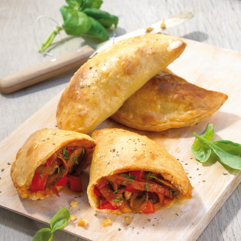 Foto Mini-Calzone (gefüllte Minipizza) von WW