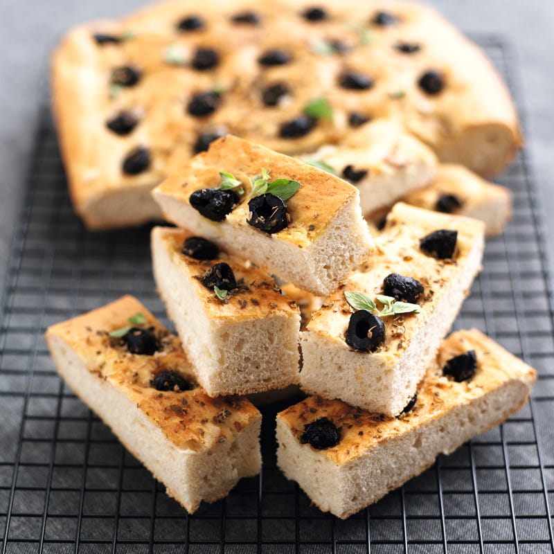 Foto Oreganofocaccia mit schwarzen Oliven von WW