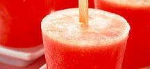 Melonen-Sorbet am Stiel