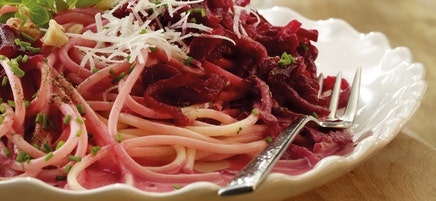 Rote-Bete-Nudeln