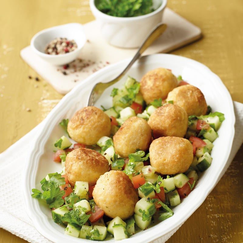 Foto Arabische Bulgurbällchen mit Petersiliensalat von WW