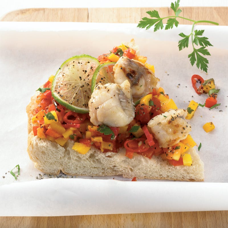 Fruchtiger Salsa-Fisch