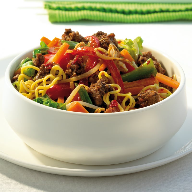 Bunte Chinapfanne mit Tatar Rezept | WW Deutschland Bunte Chinapfanne mit Tatar Rezept | WW Deutschland