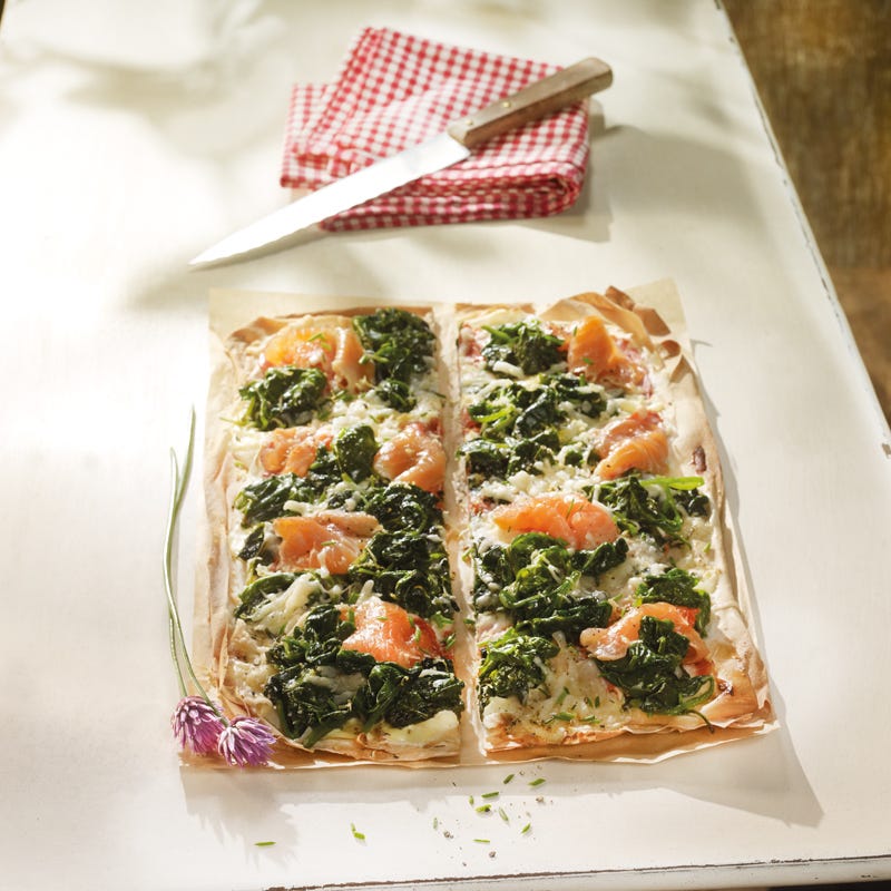 Foto Flammkuchen mit Spinat und Lachs von WW