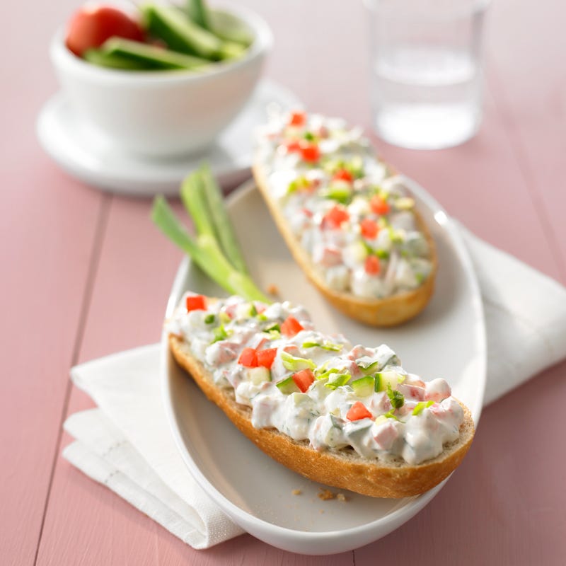 Baguette mit Schafskäsecreme